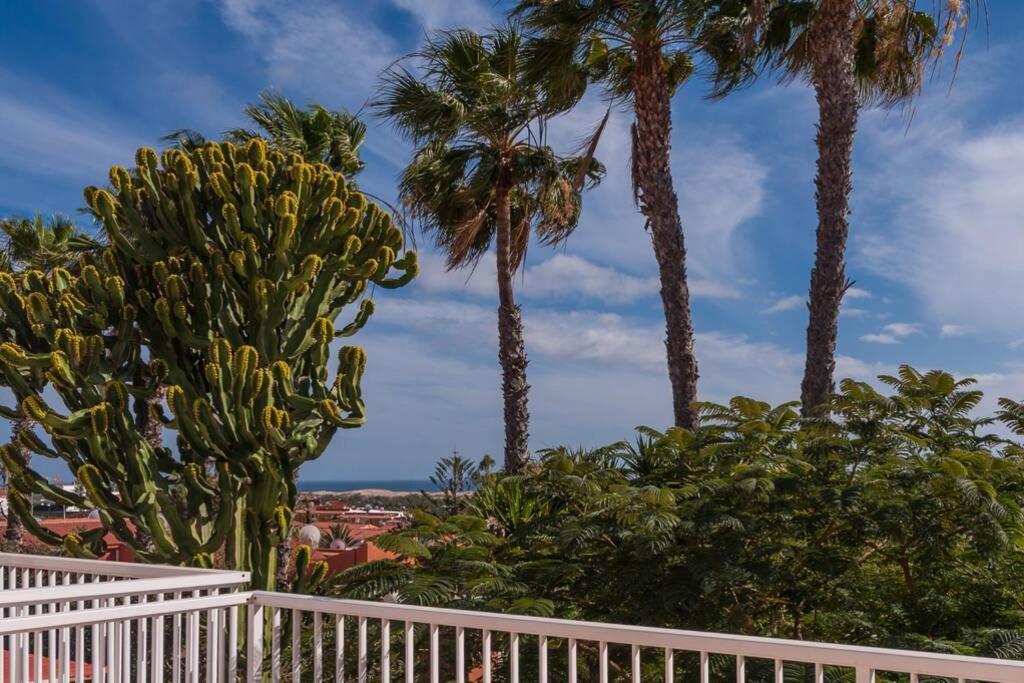 Duplex Con Jardin Y Buenas Vistas Lägenhet Maspalomas  Exteriör bild